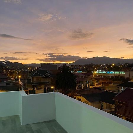 Lindo Departamento Con Vista Increible A Cuenca Appartement Buitenkant foto