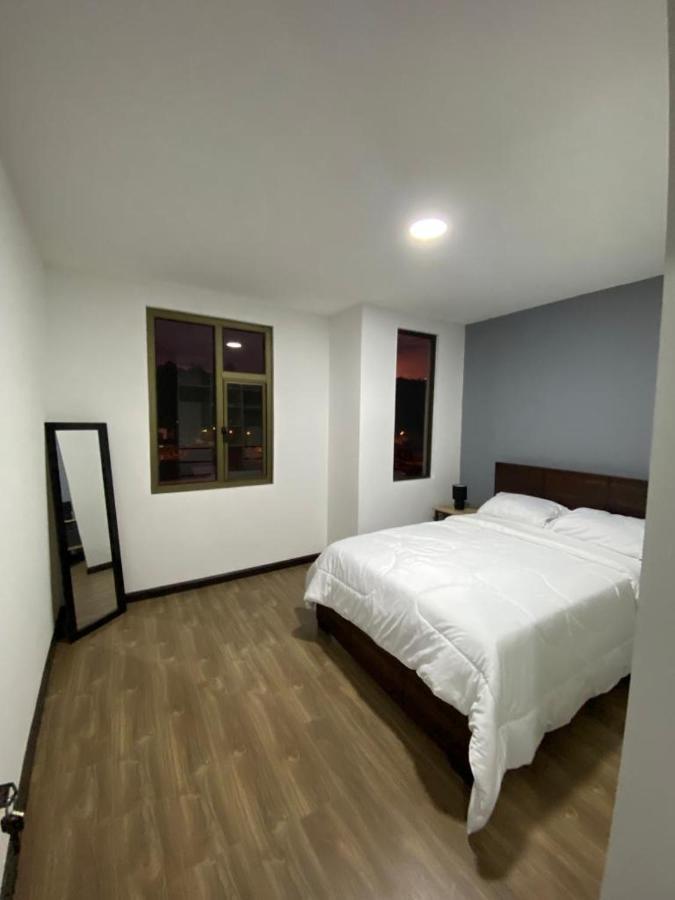 Lindo Departamento Con Vista Increible A Cuenca Appartement Buitenkant foto